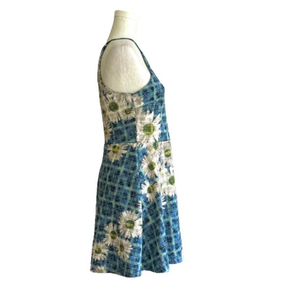 Alterd State Dress Blue White Daisy Halter Neck Sleeveless Mini Dress Medium NEW - Picture 7 of 12